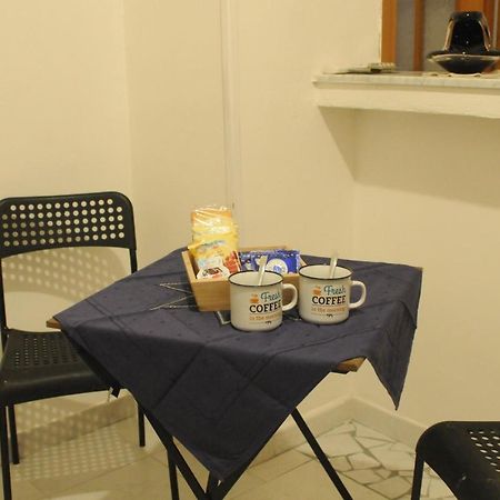 Cisterna'S House Otel Napoli Dış mekan fotoğraf