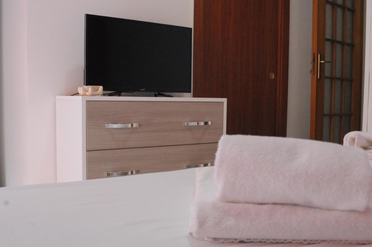Cisterna'S House Otel Napoli Dış mekan fotoğraf