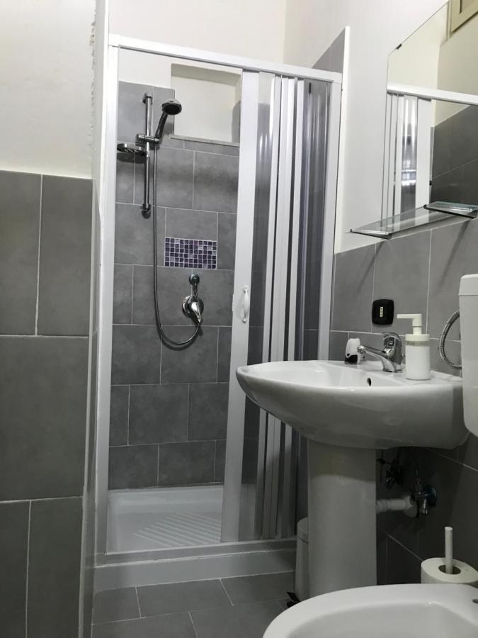 Cisterna'S House Otel Napoli Dış mekan fotoğraf